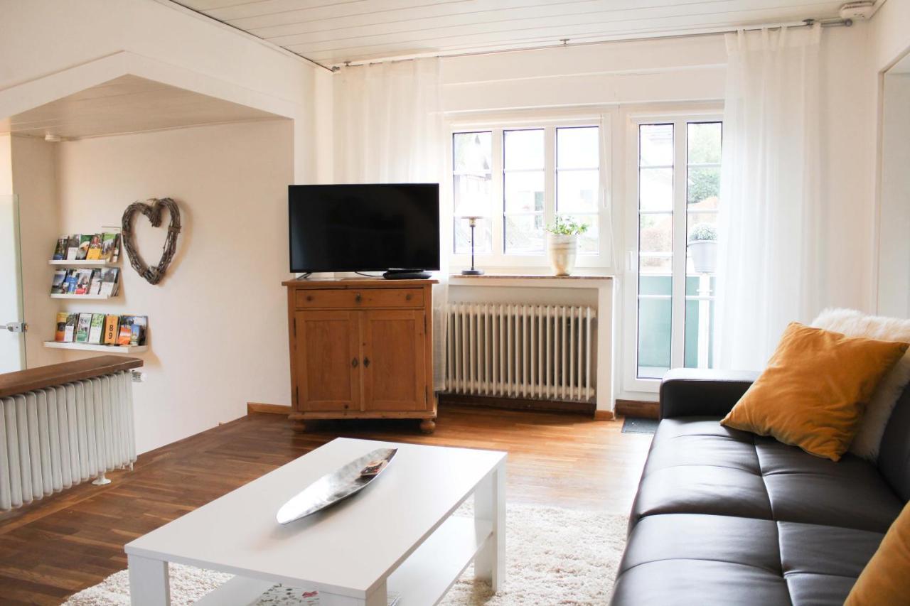 Ferienwohnung Am Stemberg 代特莫尔德 外观 照片
